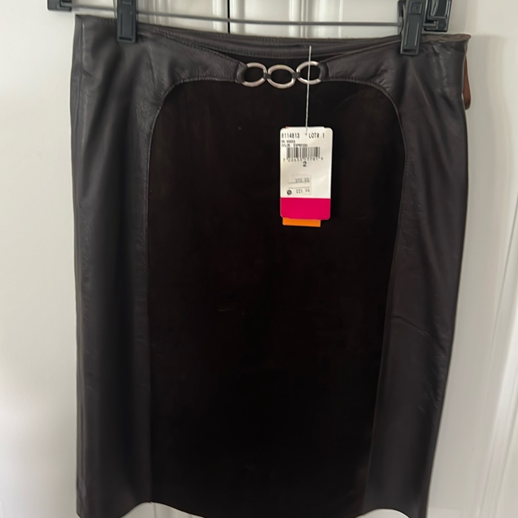 Nwt-Cynthia Steffe Brown Leather/Suede Pencil Skirt With Three Ring Front Size 2
